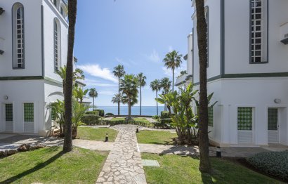 Resale - Apartment - Penthouse - Estepona - Estepona Centro