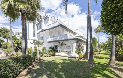 Resale - Apartment - Penthouse - Estepona - Estepona Centro