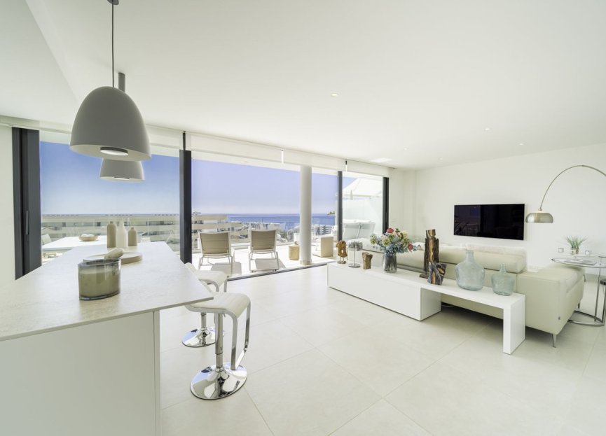 Resale - Apartment - Top Floor Apartment - Fuengirola - Fuengirola Centro