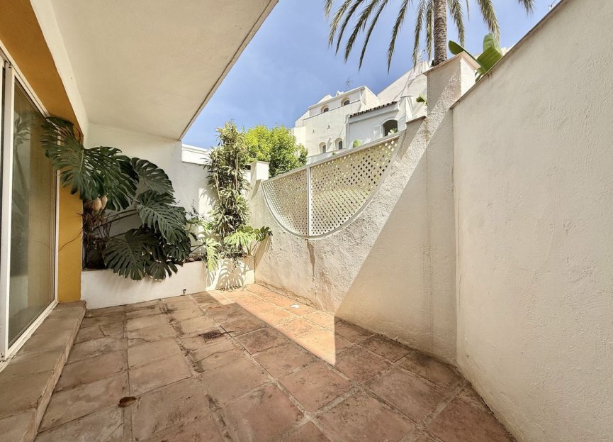 Resale - House - Townhouse - Marbella - Nueva Andalucia