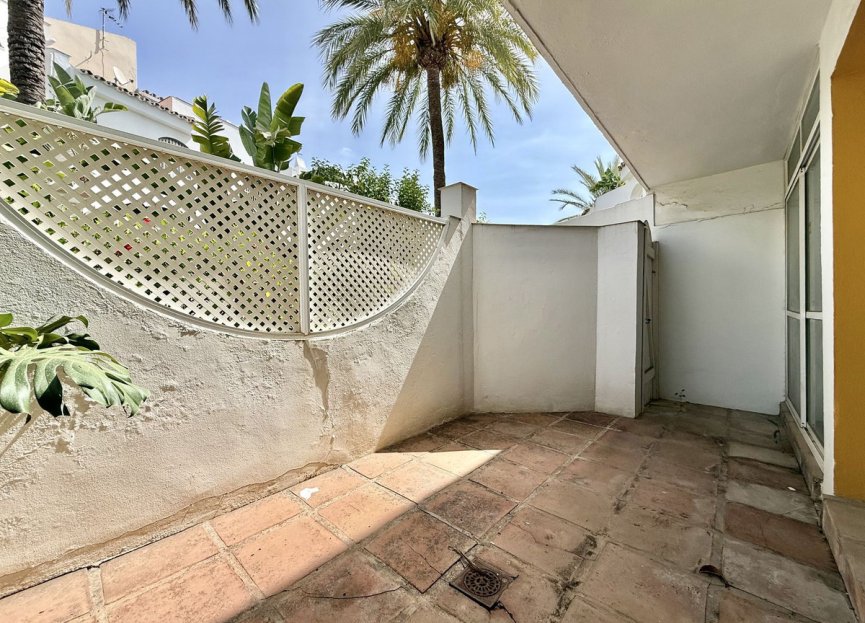 Resale - House - Townhouse - Marbella - Nueva Andalucia