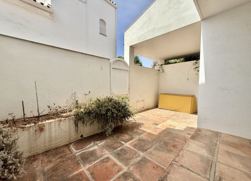 Resale - House - Townhouse - Marbella - Nueva Andalucia