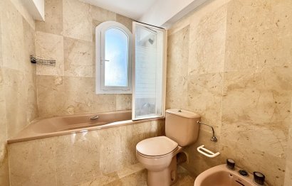 Resale - House - Townhouse - Marbella - Nueva Andalucia