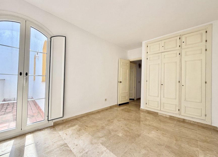 Resale - House - Townhouse - Marbella - Nueva Andalucia