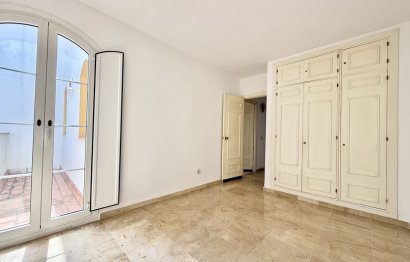 Resale - House - Townhouse - Marbella - Nueva Andalucia