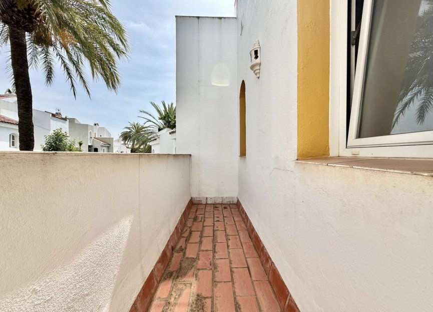 Resale - House - Townhouse - Marbella - Nueva Andalucia
