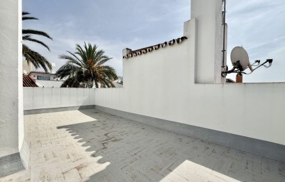 Resale - House - Townhouse - Marbella - Nueva Andalucia