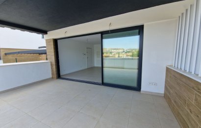 Resale - House - Semi-Detached House - Estepona - Atalaya