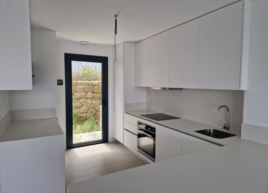 Resale - House - Semi-Detached House - Estepona - Atalaya