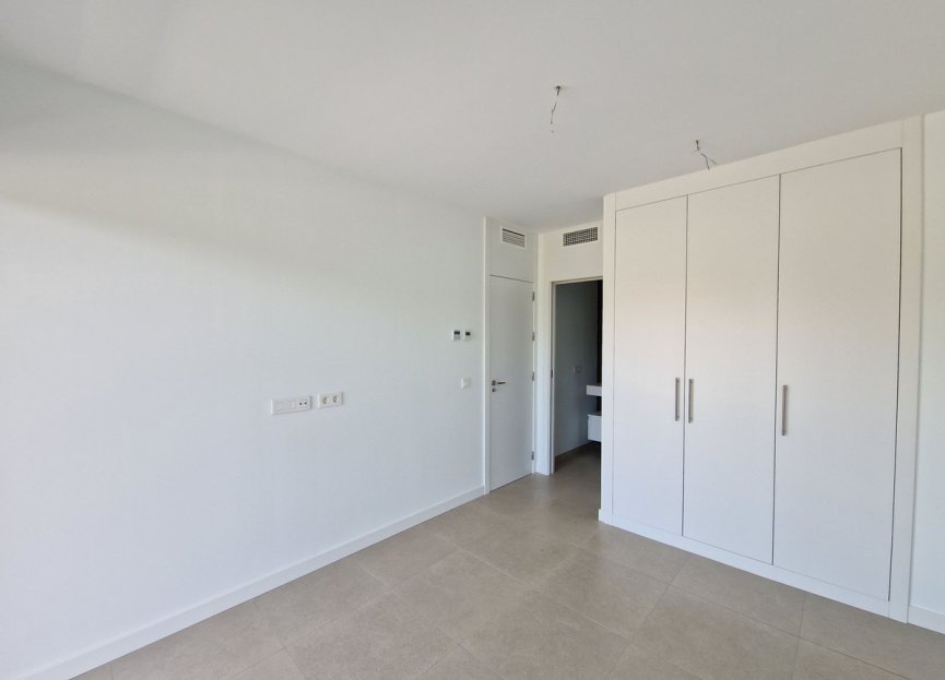 Resale - House - Semi-Detached House - Estepona - Atalaya