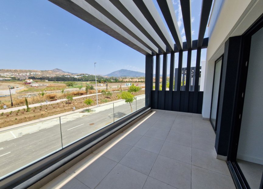 Resale - House - Semi-Detached House - Estepona - Atalaya