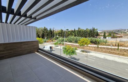 Resale - House - Semi-Detached House - Estepona - Atalaya