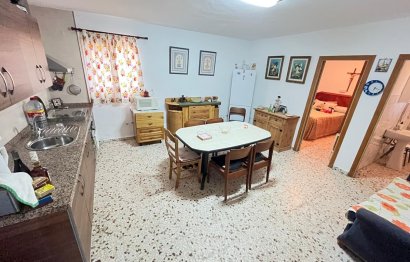 Resale - House - Finca - Cortijo - Estepona - Estepona Centro