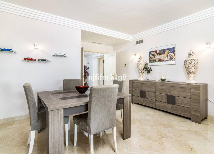 Reventa - Ground floor apartment - Marbella - Nueva Andalucia