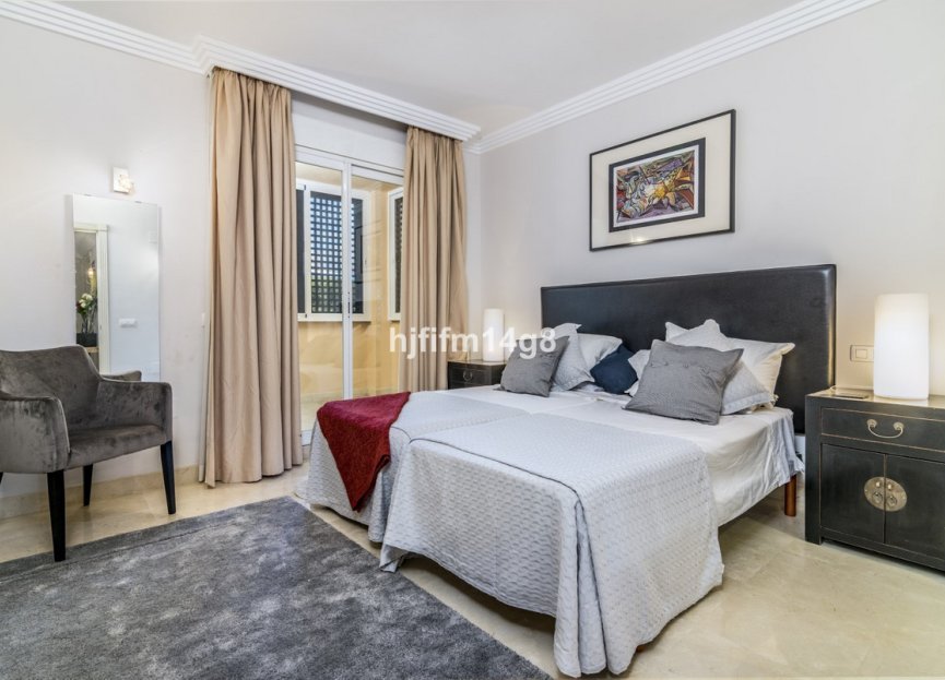 Reventa - Ground floor apartment - Marbella - Nueva Andalucia