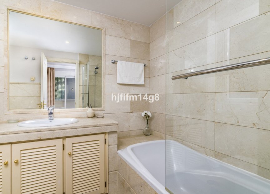 Reventa - Ground floor apartment - Marbella - Nueva Andalucia