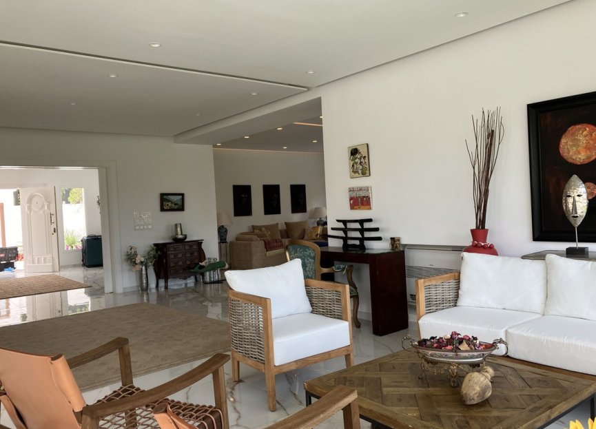 Resale - House - Detached Villa - Marbella - Puerto Banús