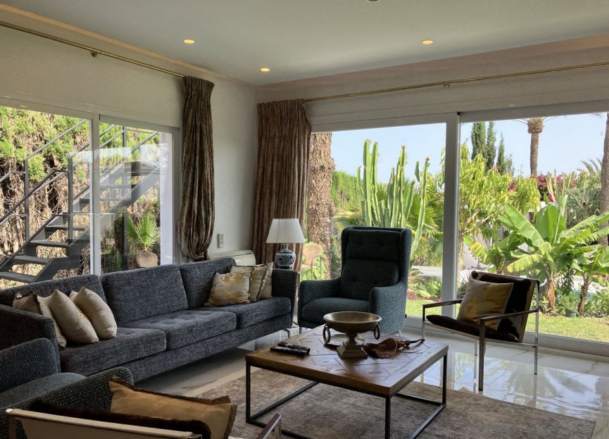 Resale - House - Detached Villa - Marbella - Puerto Banús