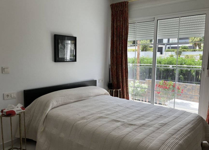 Resale - House - Detached Villa - Marbella - Puerto Banús