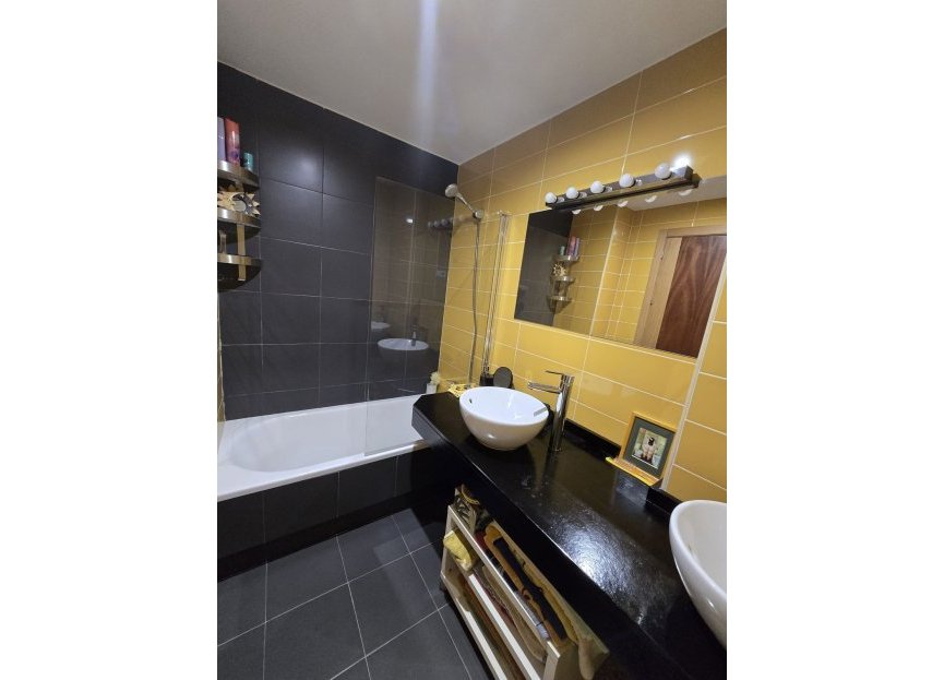 Resale - Apartment - Middle Floor Apartment - Mijas - Riviera Del Sol