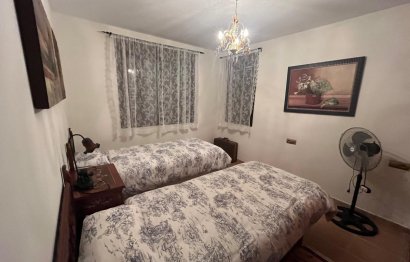 Resale - House - Finca - Cortijo - Estepona - Estepona Centro