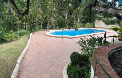 Resale - House - Finca - Cortijo - Estepona - Estepona Centro