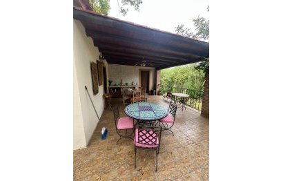 Resale - House - Finca - Cortijo - Estepona - Estepona Centro