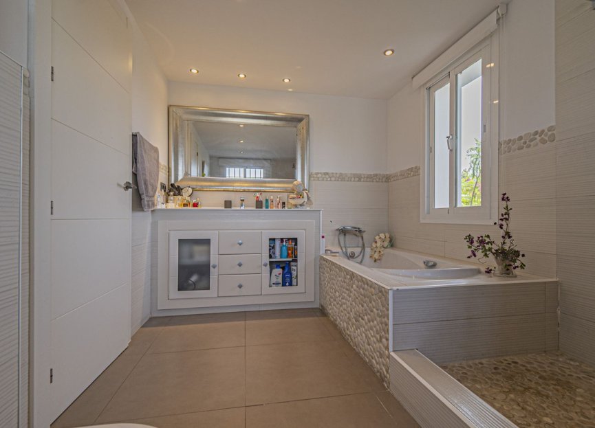 Resale - House - Detached Villa - Marbella - San Pedro De Alcantara