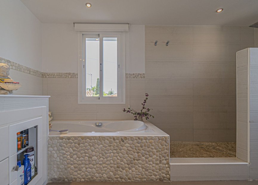 Resale - House - Detached Villa - Marbella - San Pedro De Alcantara