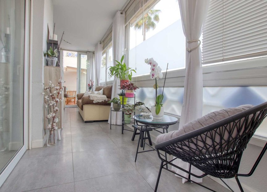 Reventa - Ground floor apartment - Marbella - Las Chapas