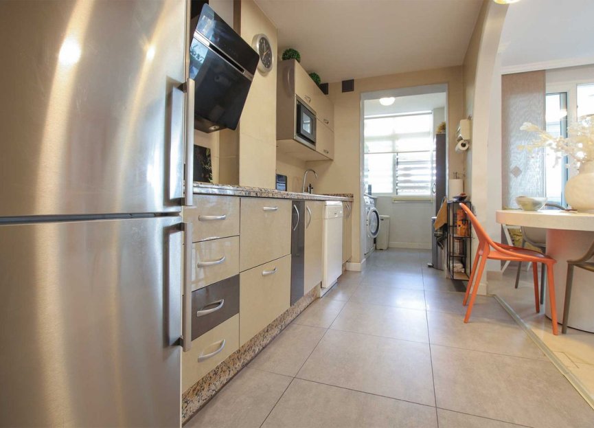 Reventa - Ground floor apartment - Marbella - Las Chapas