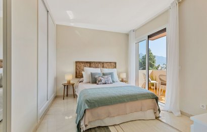 Resale - Apartment - Middle Floor Apartment - Marbella - Nueva Andalucia