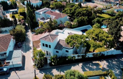 Resale - House - Detached Villa - Marbella - Marbesa