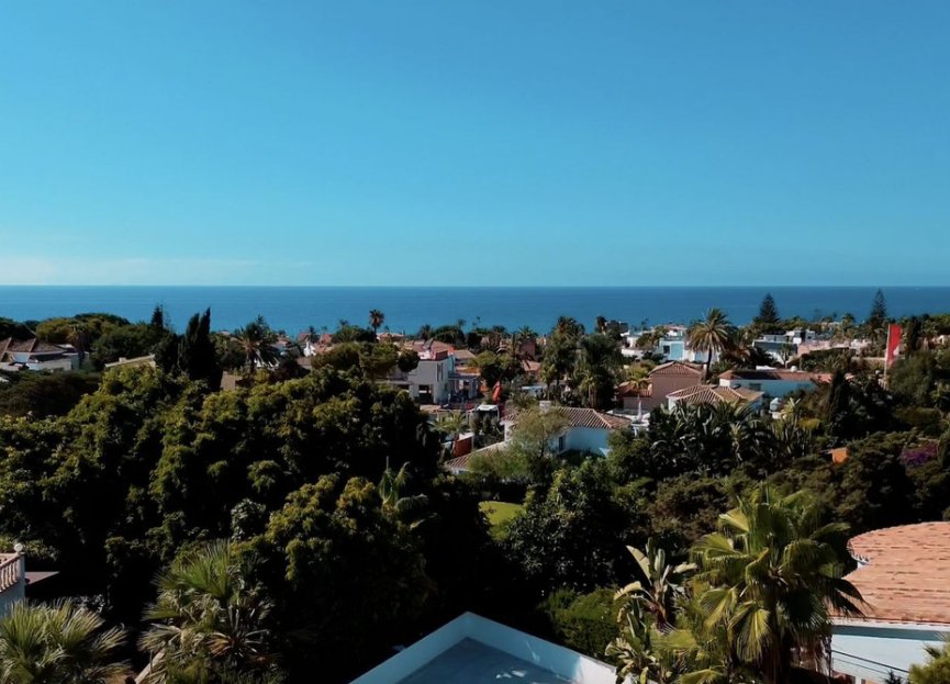 Resale - House - Detached Villa - Marbella - Marbesa