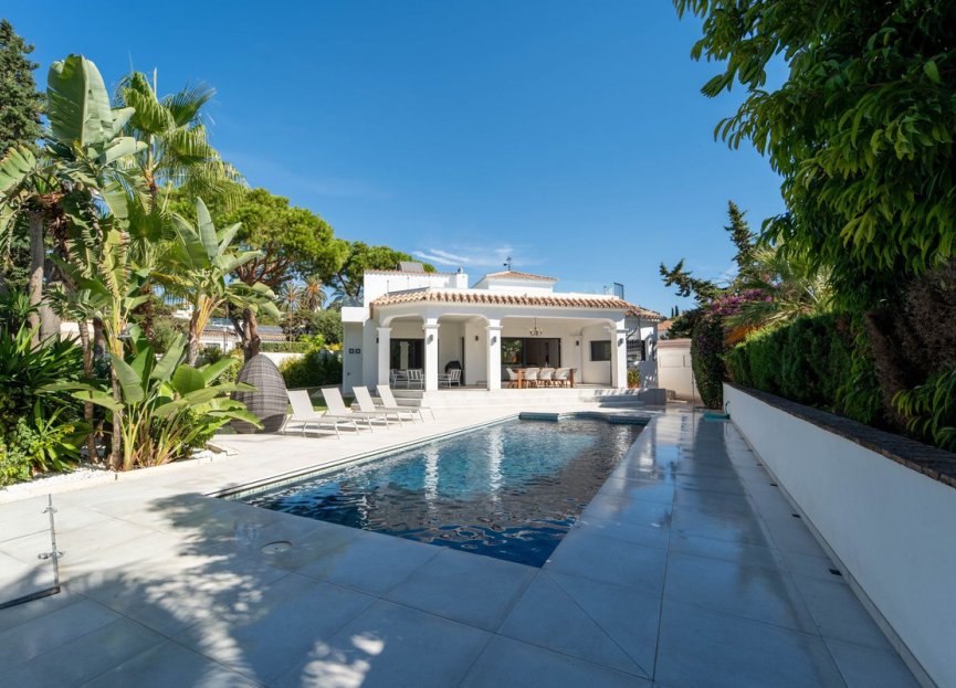 Resale - House - Detached Villa - Marbella - Marbesa