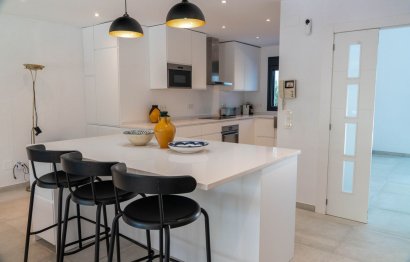 Resale - House - Detached Villa - Marbella - Marbesa