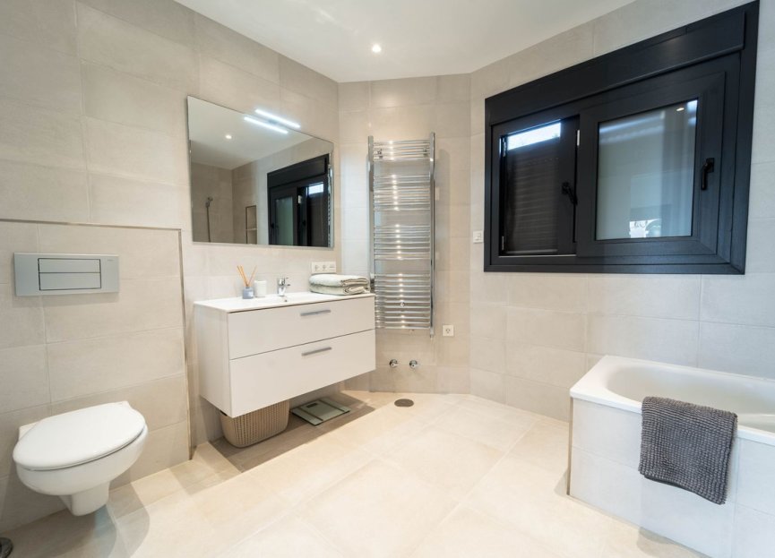 Resale - House - Detached Villa - Marbella - Marbesa