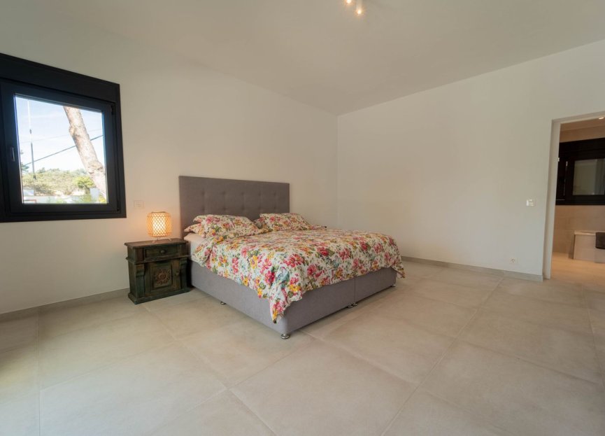 Resale - House - Detached Villa - Marbella - Marbesa