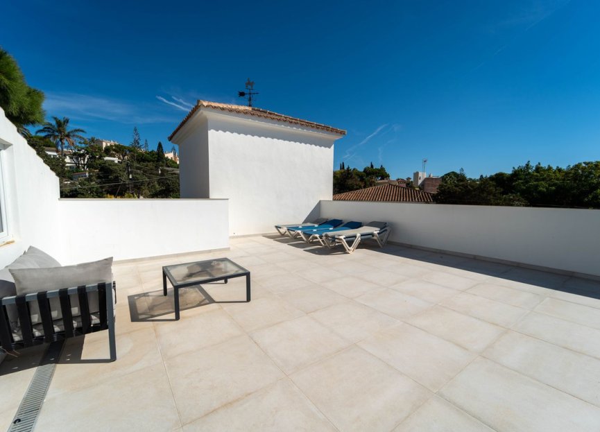 Resale - House - Detached Villa - Marbella - Marbesa