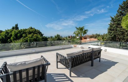 Resale - House - Detached Villa - Marbella - Marbesa