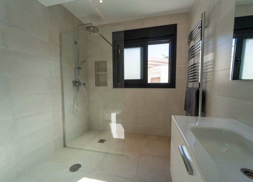 Resale - House - Detached Villa - Marbella - Marbesa