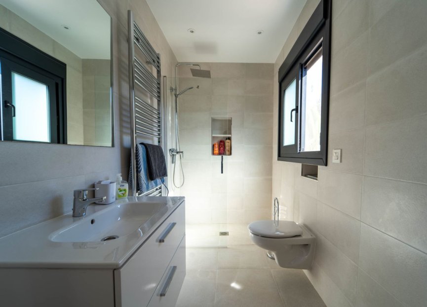 Resale - House - Detached Villa - Marbella - Marbesa