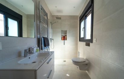 Resale - House - Detached Villa - Marbella - Marbesa