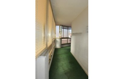 Resale - Apartment - Middle Floor Apartment - Fuengirola - Fuengirola Centro