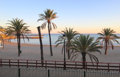 Resale - Ground floor apartment - Marbella - Puerto Banús