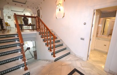 Resale - Ground floor apartment - Marbella - Puerto Banús