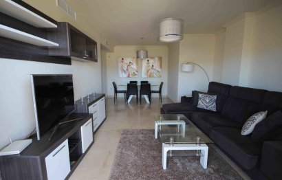 Resale - Apartment - Middle Floor Apartment - Benahavís - Benahavís Centro