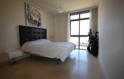 Resale - Apartment - Middle Floor Apartment - Benahavís - Benahavís Centro