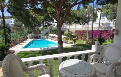 Resale - House - Detached Villa - Marbella - Río Real
