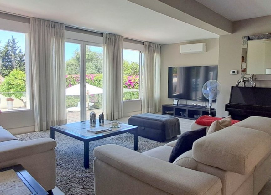 Reventa - House - Detached Villa - Marbella - Marbella Centro